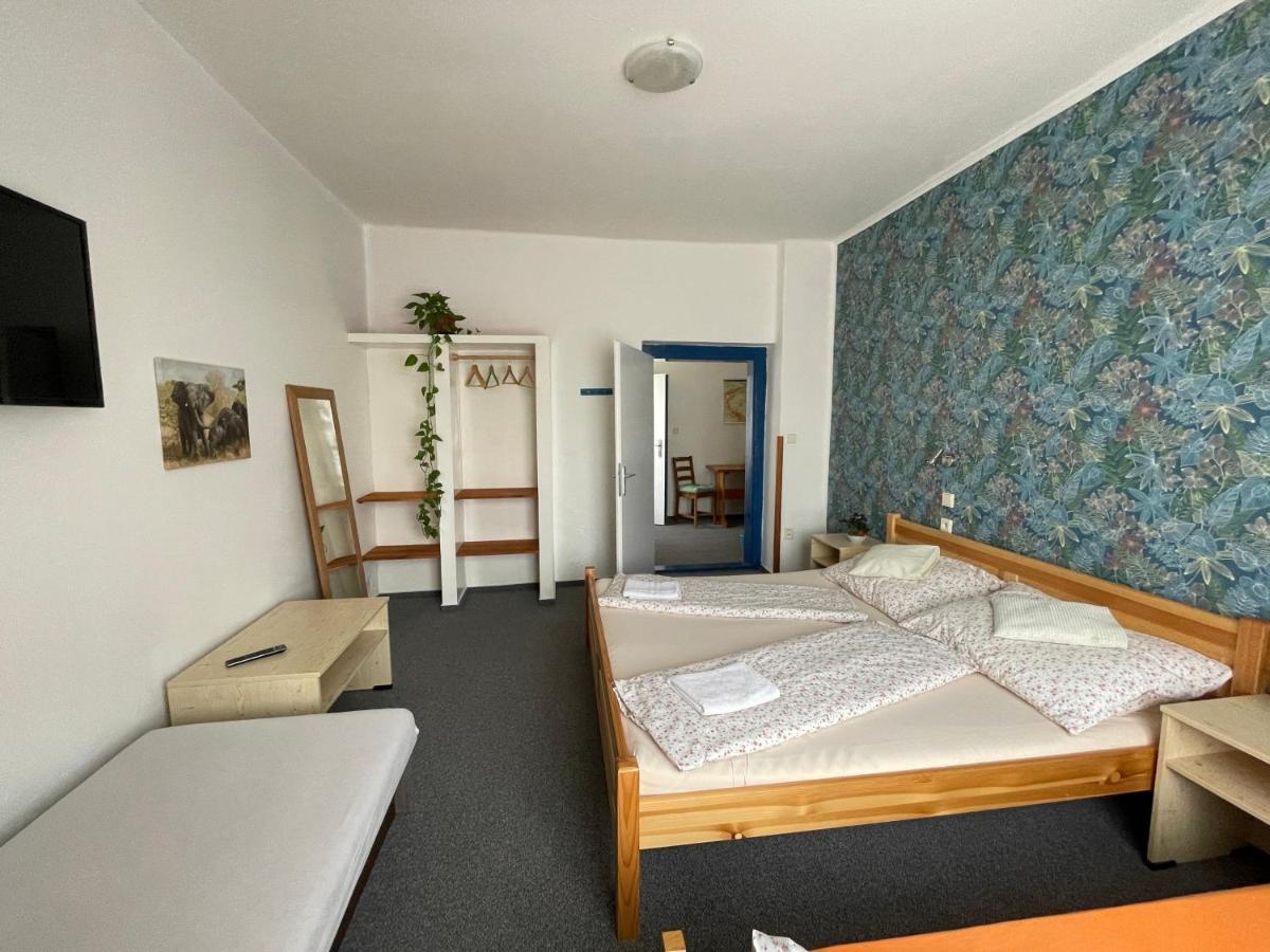 Penzion Slunecnice Dvůr Králové nad Labem Eksteriør bilde